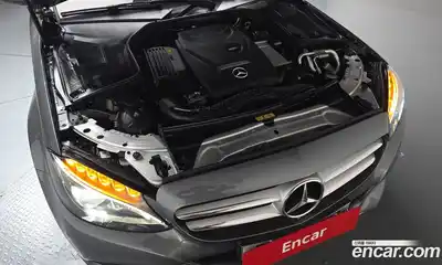 Mercedes-Benz C-Class 2017 2.0 автомат (гидро), миниатюра 6 Mercedes-Benz C-Class 2017 2.0 автомат (гидро), миниатюра 6