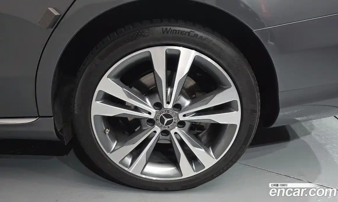 Mercedes-Benz C-Class 2017 2.0 автомат (гидро), фото 7 Mercedes-Benz C-Class 2017 2.0 автомат (гидро), фото 7
