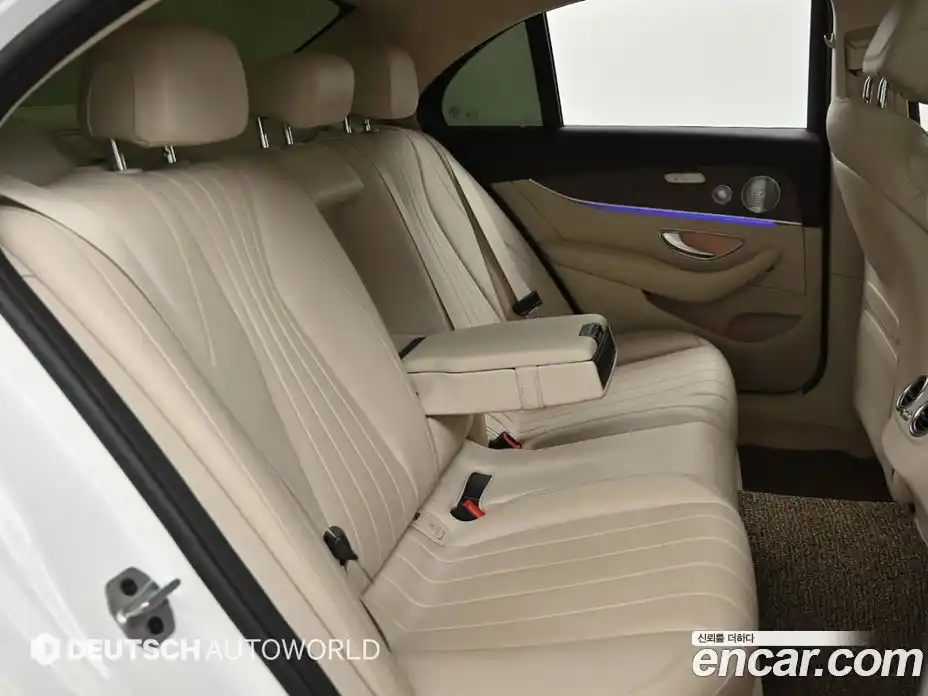 Mercedes-Benz E-Class 2018 2.0 автомат (гидро), фото 11
