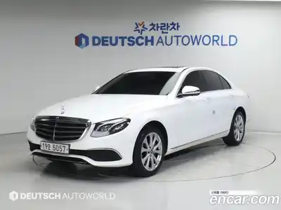 Mercedes-Benz E-Class 2018 2.0 автомат (гидро), миниатюра 2