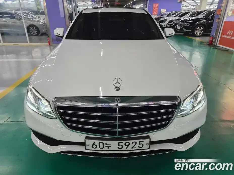 Mercedes-Benz E-Class 2019 1.9 автомат (гидро), фото 3
