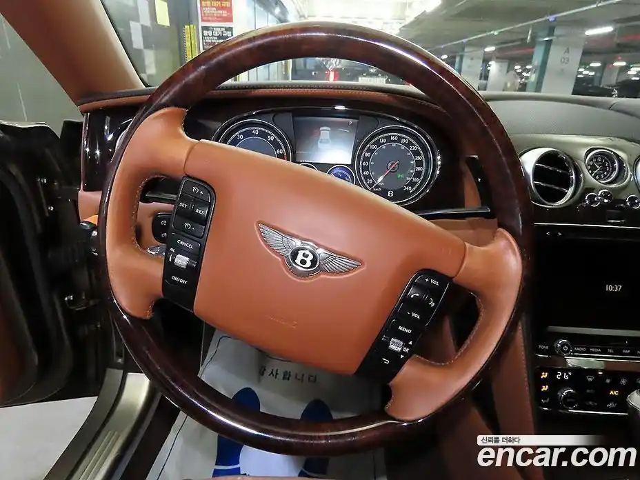Bentley Flying Spur 2013 6.0 гидро, фото 8
