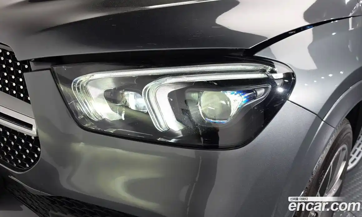 Mercedes-Benz GLE-Class 2023 2.9 автомат (гидро), фото 8