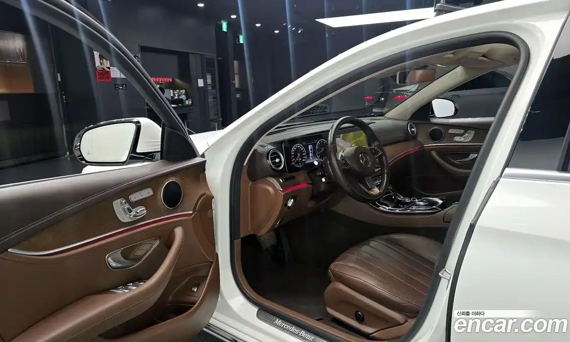 Mercedes-Benz E-Class 2017 2.0 автомат (гидро), фото 13