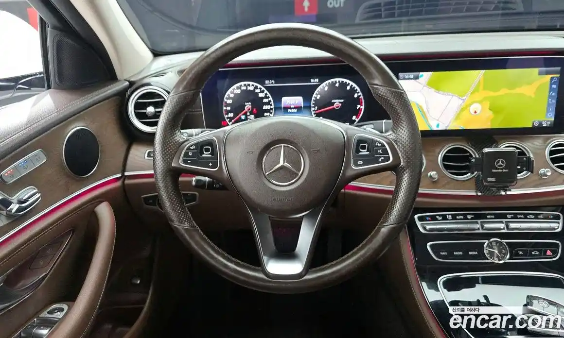 Mercedes-Benz E-Class 2017 2.0 автомат (гидро), фото 19