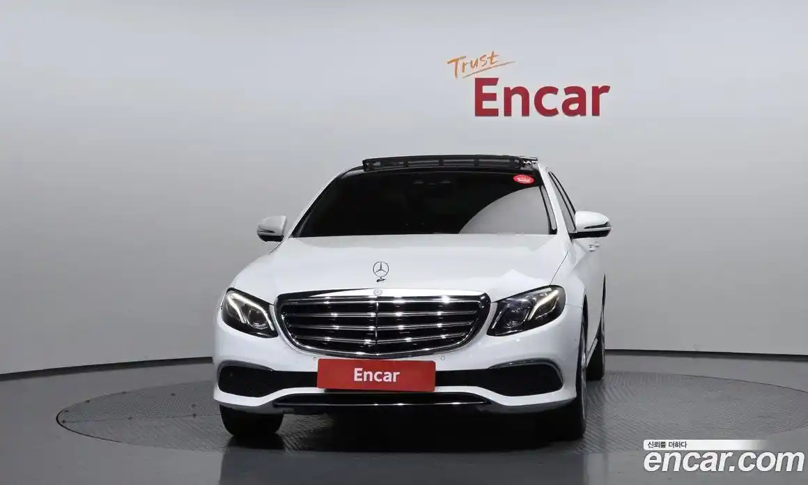 Mercedes-Benz E-Class 2017 2.0 автомат (гидро), фото 3