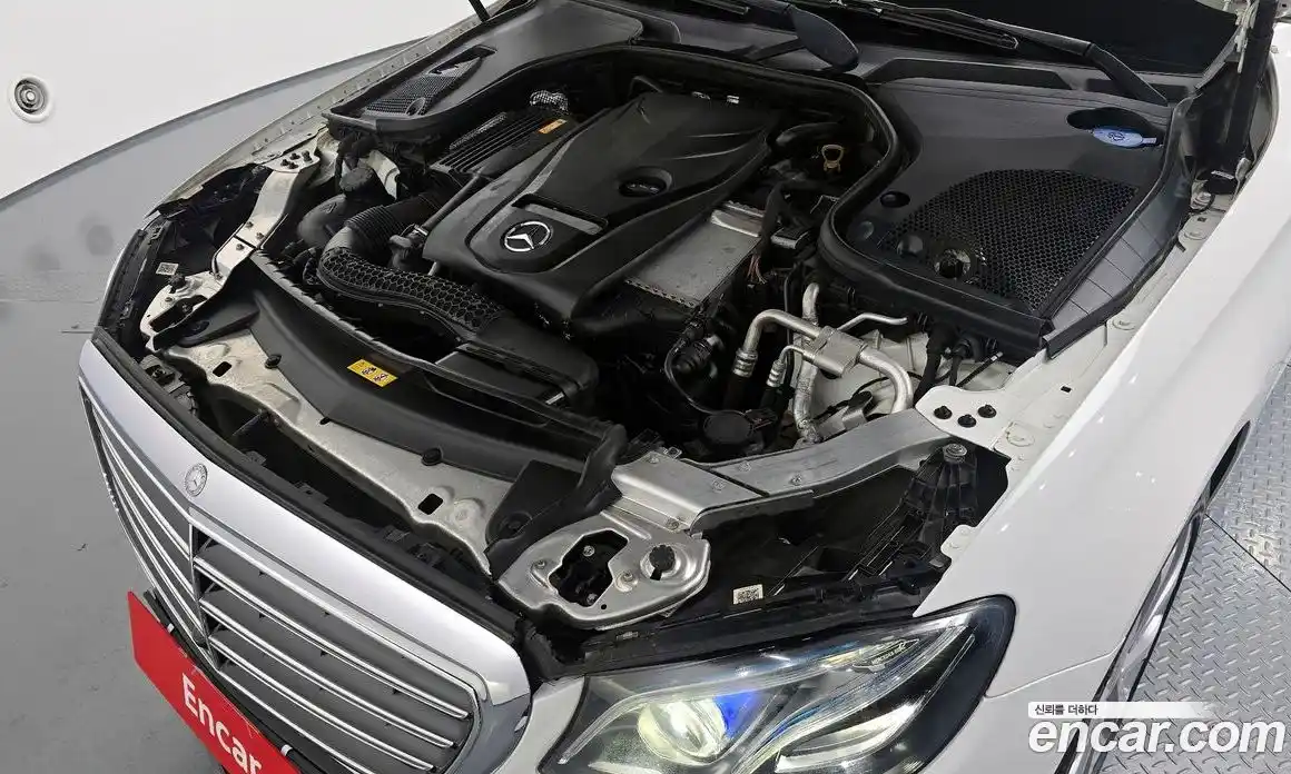 Mercedes-Benz E-Class 2017 2.0 автомат (гидро), фото 6