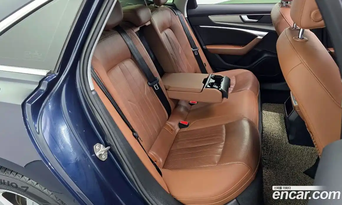 Audi A6 2021 2.0 автомат (гидро), фото 17