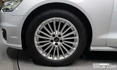 Audi A6 2016 2.0 автомат (гидро), миниатюра 5
