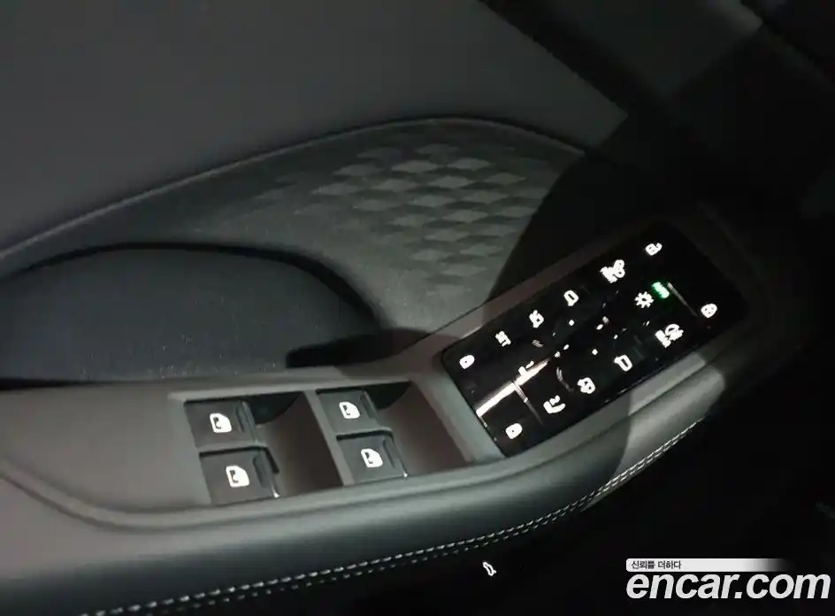 Audi A5 2025 2.0 автомат (гидро), фото 16