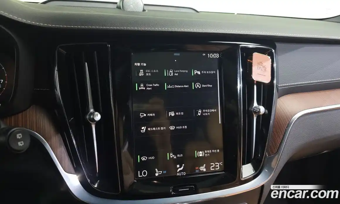 Volvo V60 2020 2.0 автомат (гидро), фото 21