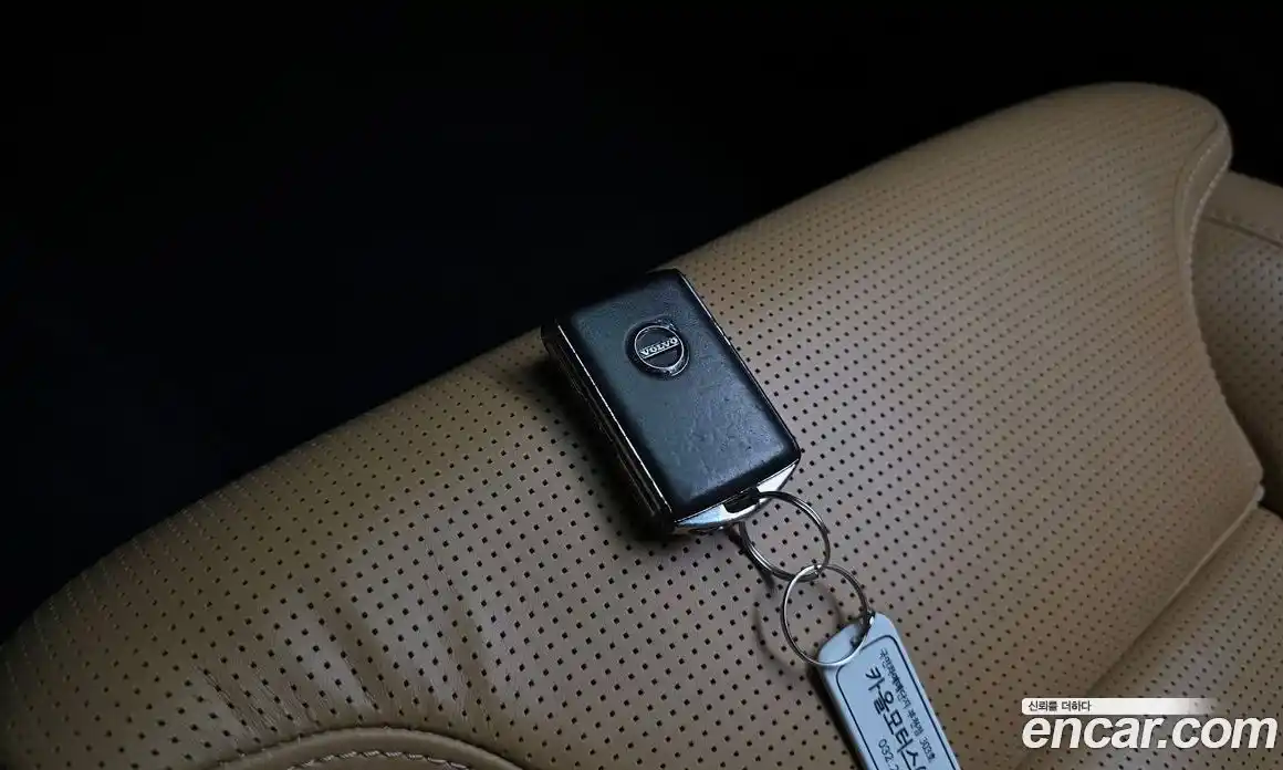 Volvo V60 2020 2.0 автомат (гидро), фото 36