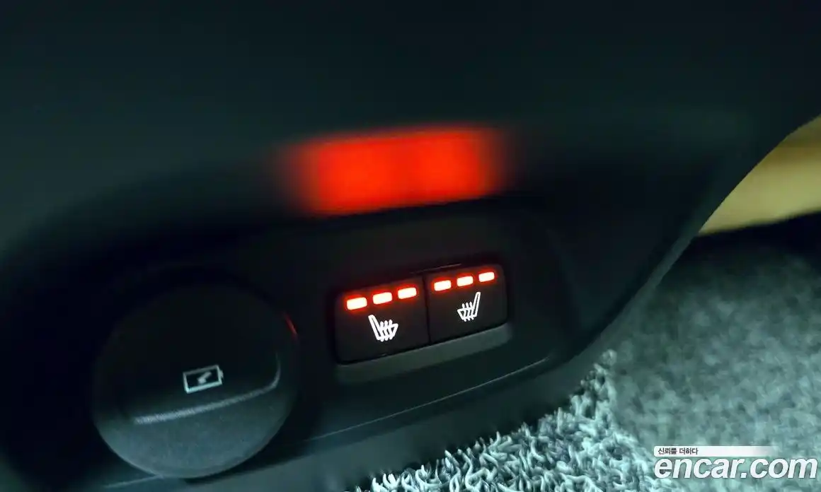 Volvo XC40 2021 2.0 автомат (гидро), фото 25