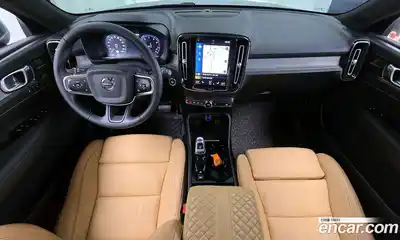 Volvo XC40 2021 2.0 автомат (гидро), миниатюра 10