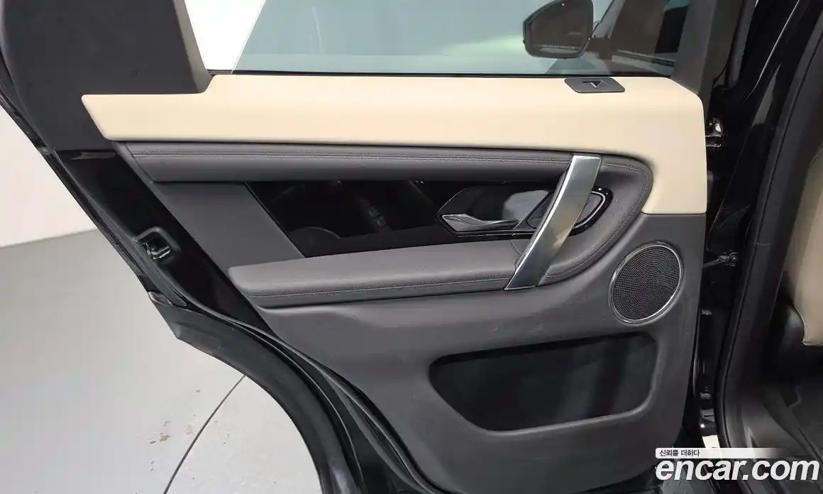 Land Rover Discovery Sport 2025 2.0 автомат (гидро), фото 14