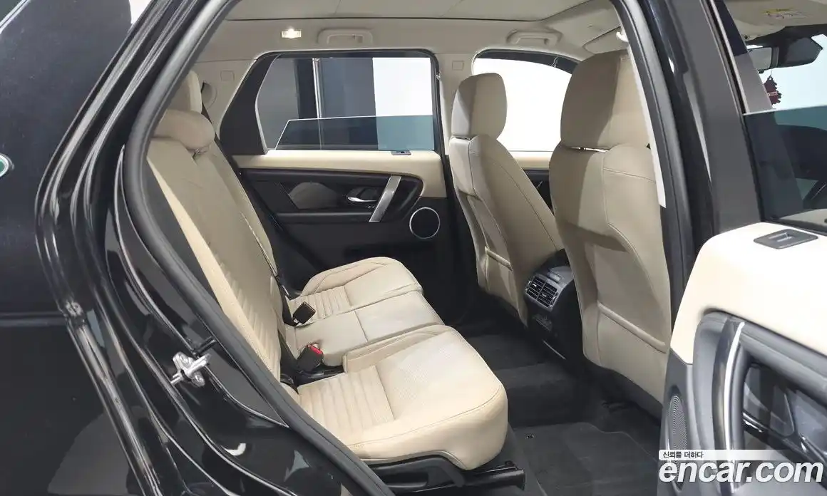 Land Rover Discovery Sport 2025 2.0 автомат (гидро), фото 16