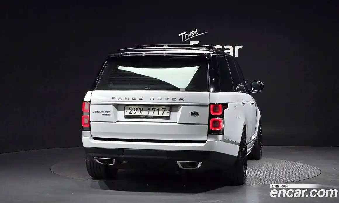 Land Rover Range Rover 2016 4.4 автомат (гидро), фото 4