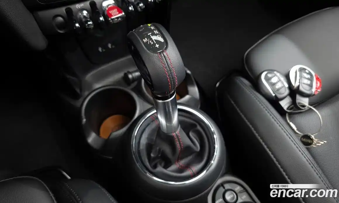 Mini Cooper 2018 2.0 автомат (гидро), фото 12