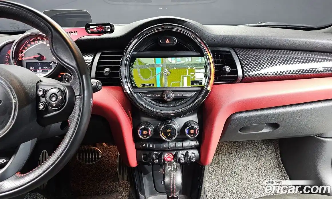Mini Cooper 2016 2.0 автомат (гидро), фото 13