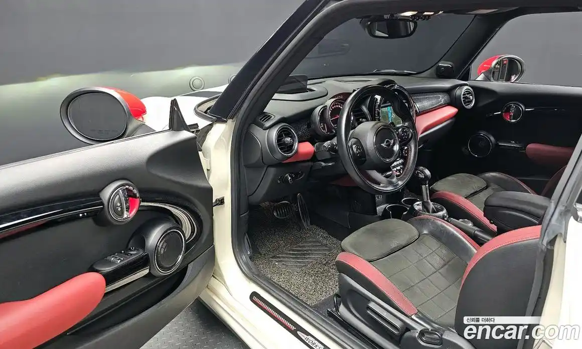 Mini Cooper 2016 2.0 автомат (гидро), фото 10