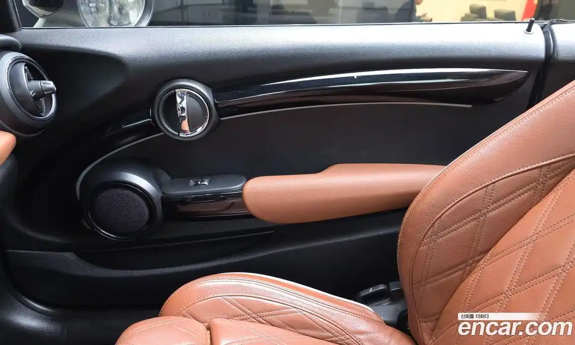 Mini Cooper Convertible 2022 2.0 автомат (гидро), фото 15