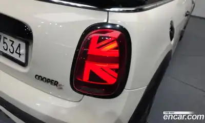 Mini Cooper Convertible 2022 2.0 автомат (гидро), миниатюра 9