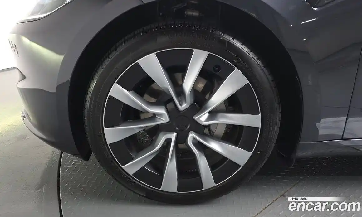 Tesla Model 3 2025 0.2 гидро, фото 4