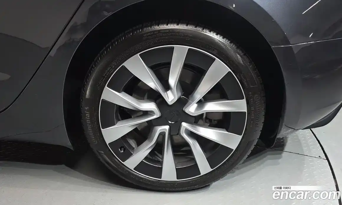 Tesla Model 3 2025 0.2 гидро, фото 6