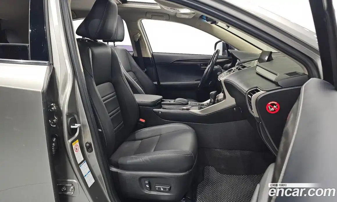 Lexus NX 2017 2.5 гидро, фото 13