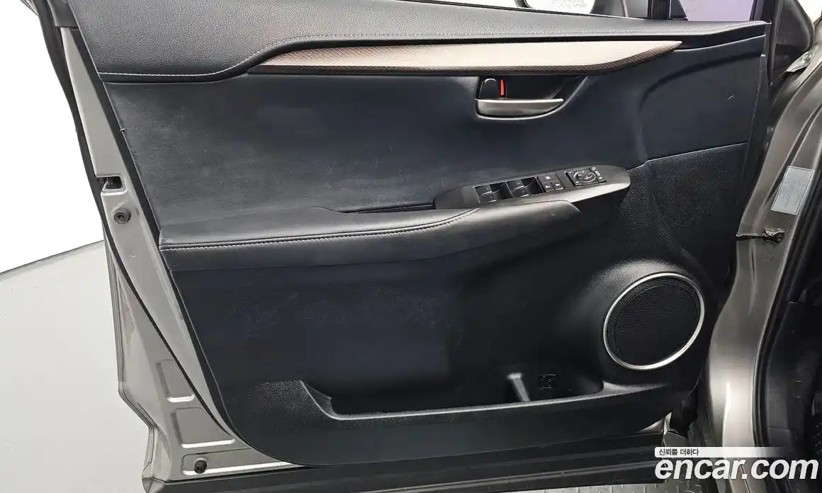 Lexus NX 2017 2.5 гидро, фото 14