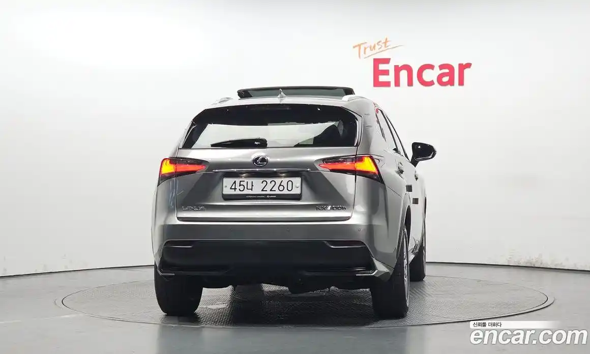 Lexus NX 2017 2.5 гидро, фото 4