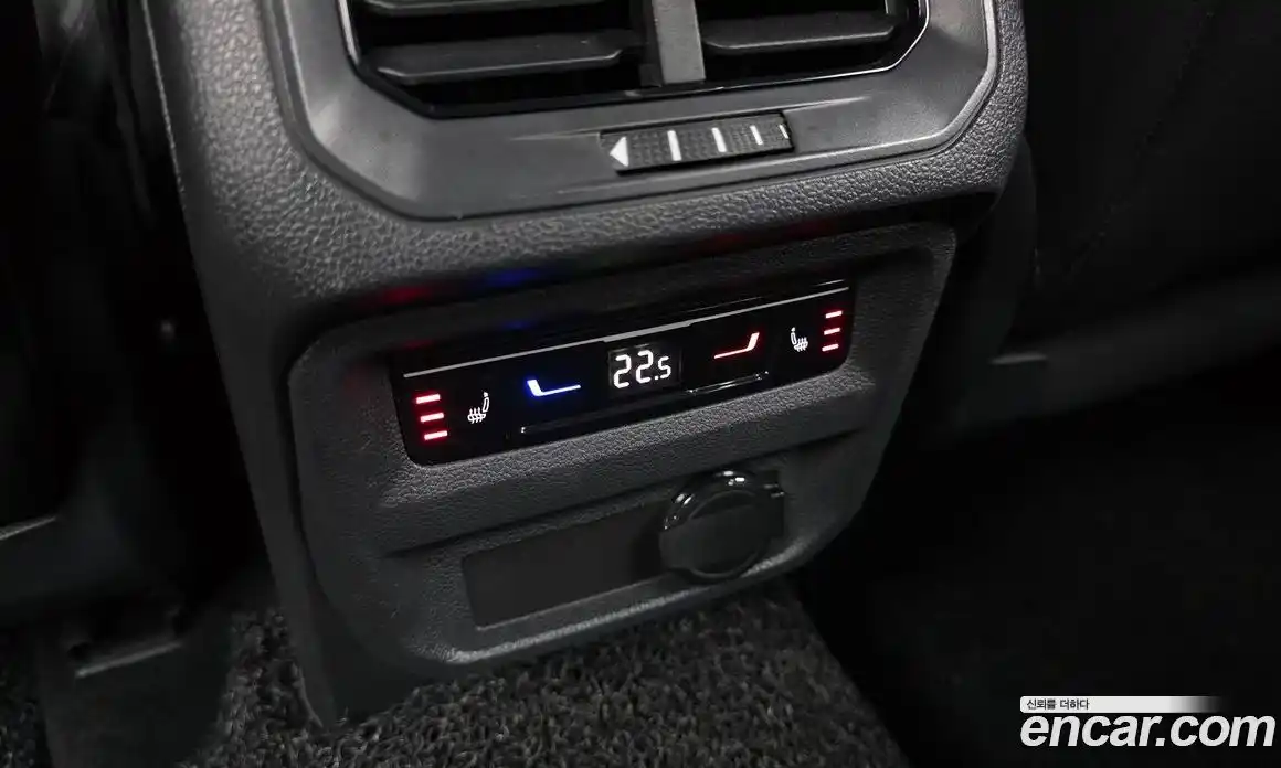 Volkswagen Tiguan 2022 2.0 автомат (гидро), фото 24