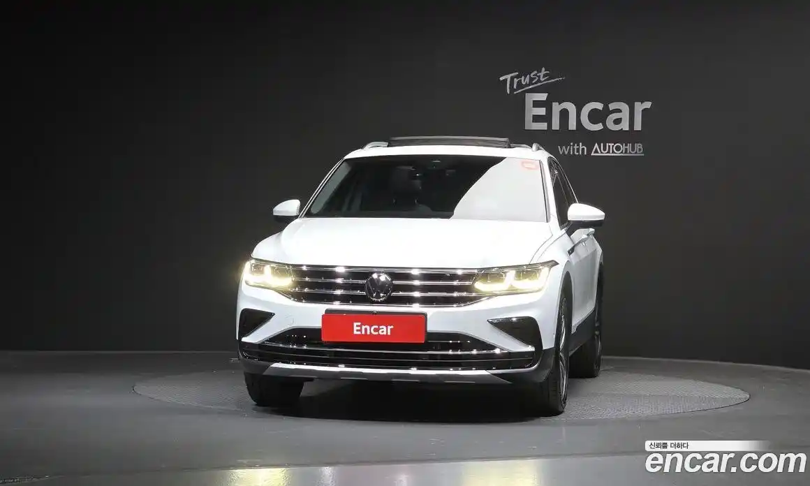 Volkswagen Tiguan 2022 2.0 автомат (гидро), фото 3