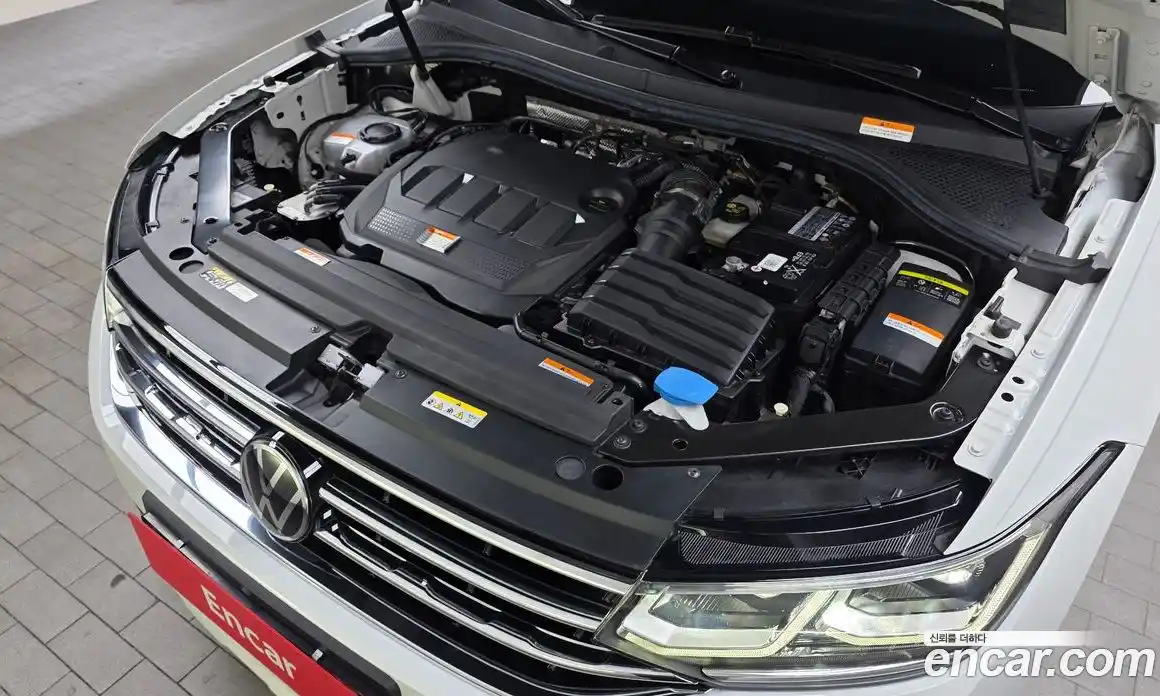 Volkswagen Tiguan 2022 2.0 автомат (гидро), фото 6