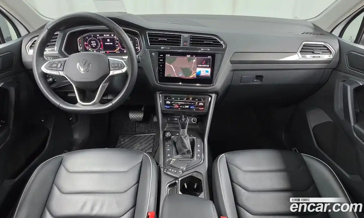 Volkswagen Tiguan 2022 2.0 автомат (гидро), фото 10