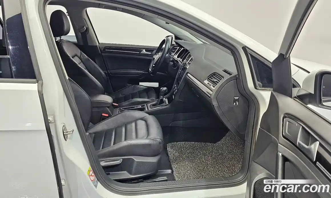 Volkswagen Golf 2014 1.4 автомат (гидро), фото 11