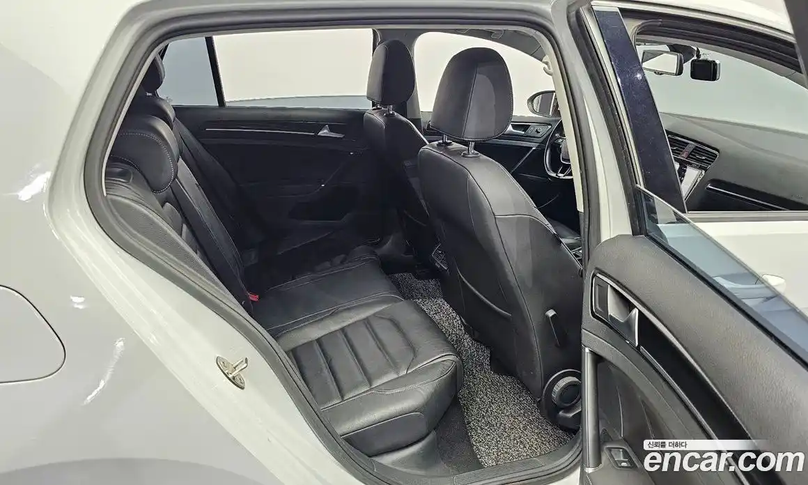 Volkswagen Golf 2014 1.4 автомат (гидро), фото 12