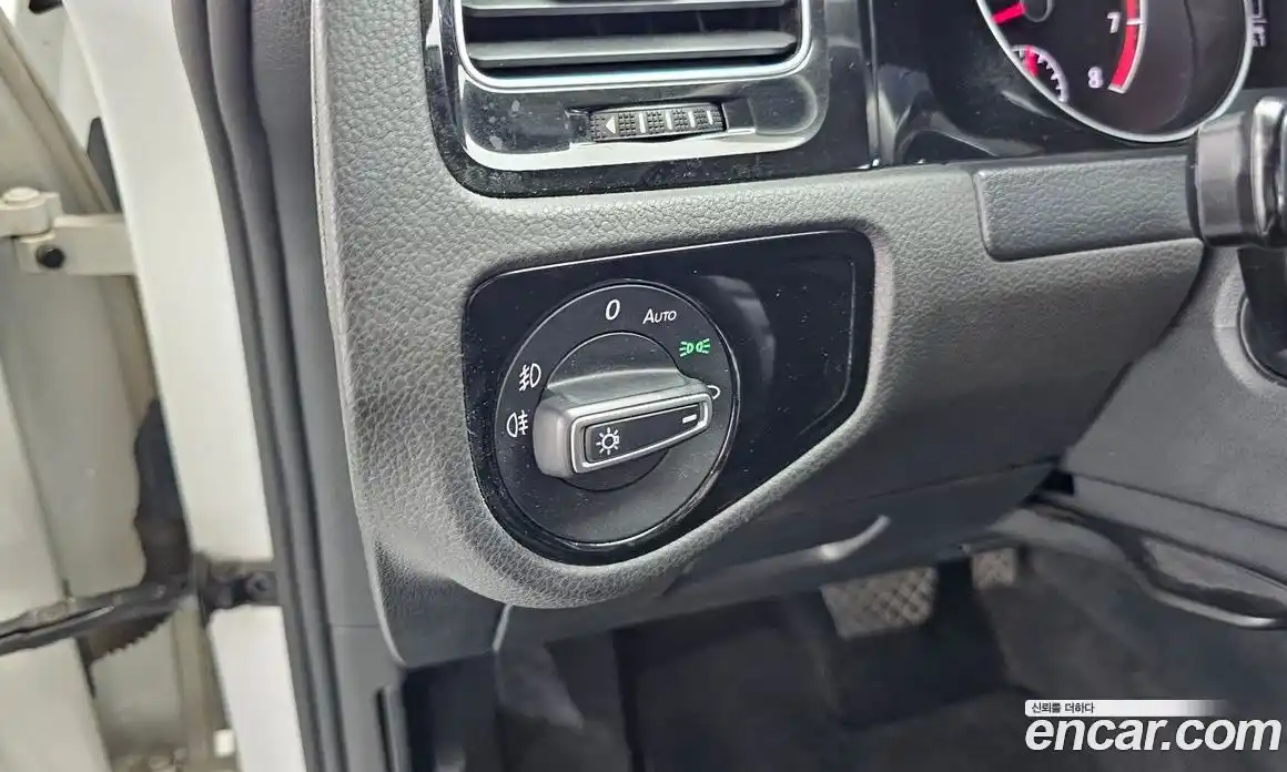 Volkswagen Golf 2014 1.4 автомат (гидро), фото 17