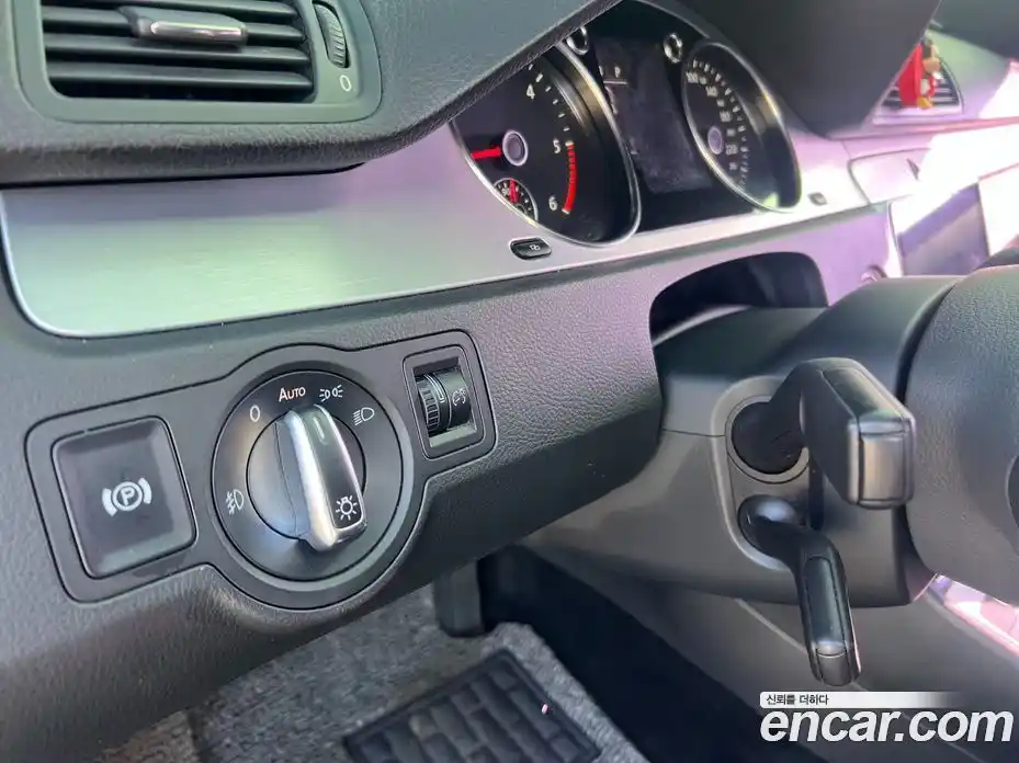 Volkswagen CC 2010 2.0 автомат (гидро), фото 16