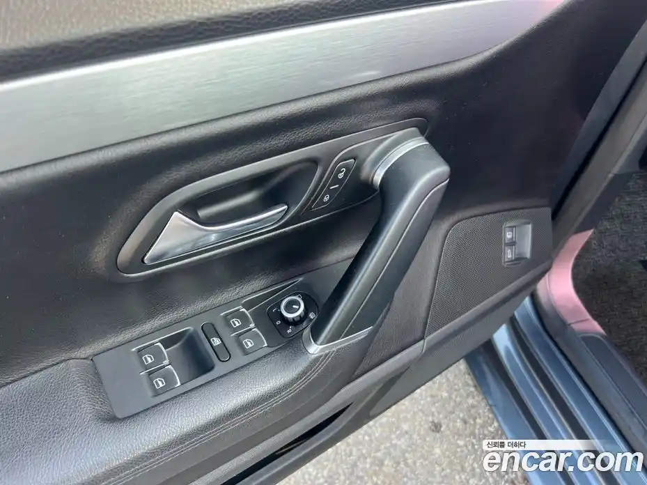 Volkswagen CC 2010 2.0 автомат (гидро), фото 17