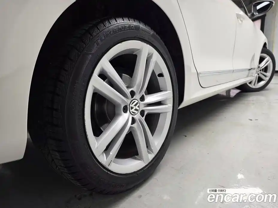 Volkswagen Passat 2012 2.0 автомат (гидро), фото 19
