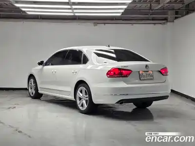 Volkswagen Passat 2012 2.0 автомат (гидро), миниатюра 2
