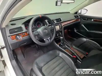 Volkswagen Passat 2012 2.0 автомат (гидро), миниатюра 10