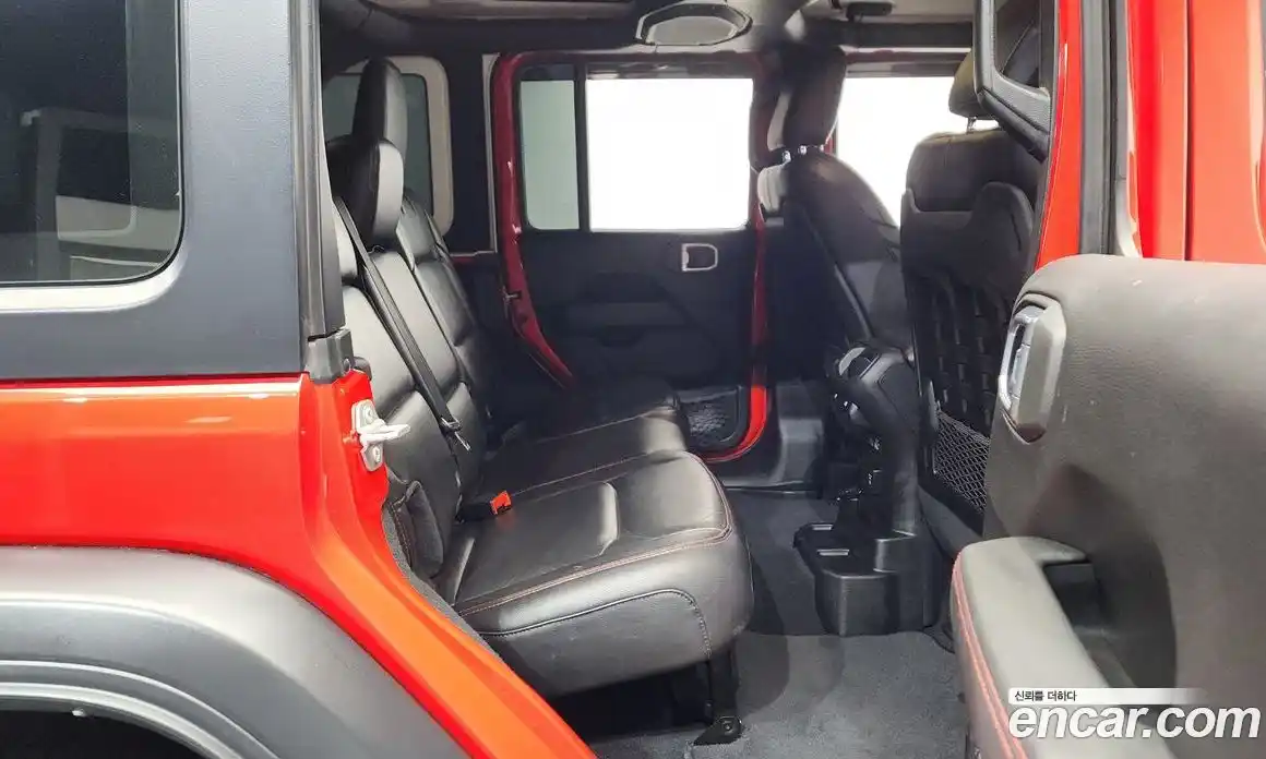 Jeep Wrangler 2021 2.0 автомат (гидро), фото 17