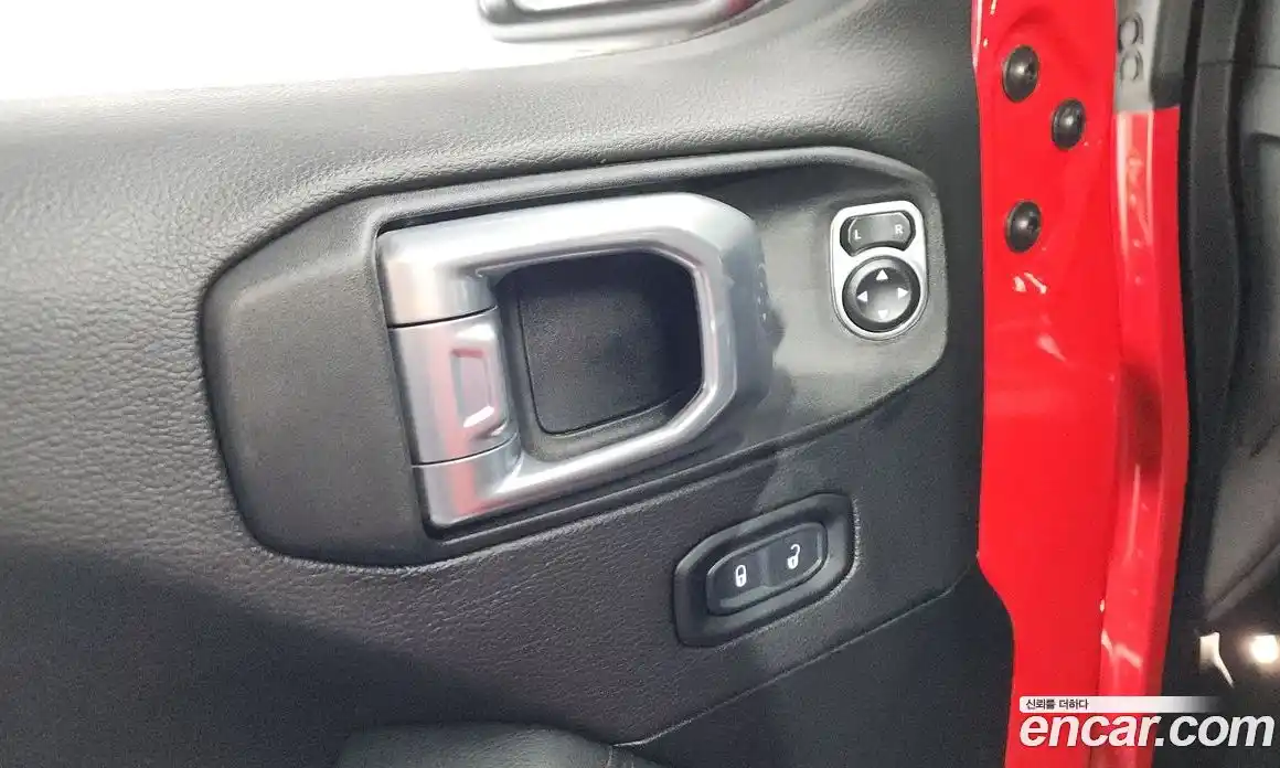 Jeep Wrangler 2021 2.0 автомат (гидро), фото 24