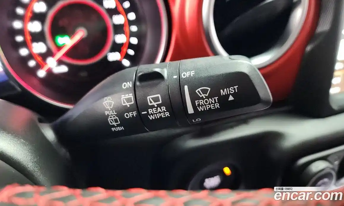 Jeep Wrangler 2021 2.0 автомат (гидро), фото 29