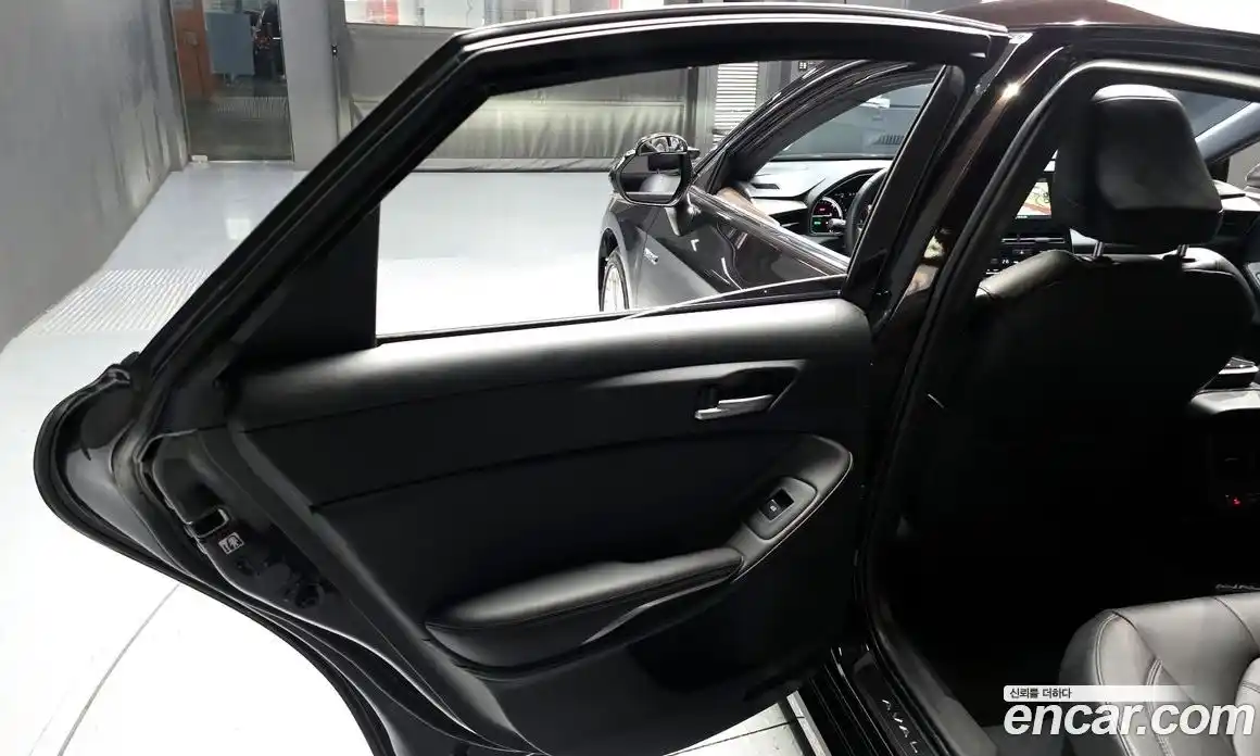 Toyota Avalon 2018 2.5 гидро, фото 15