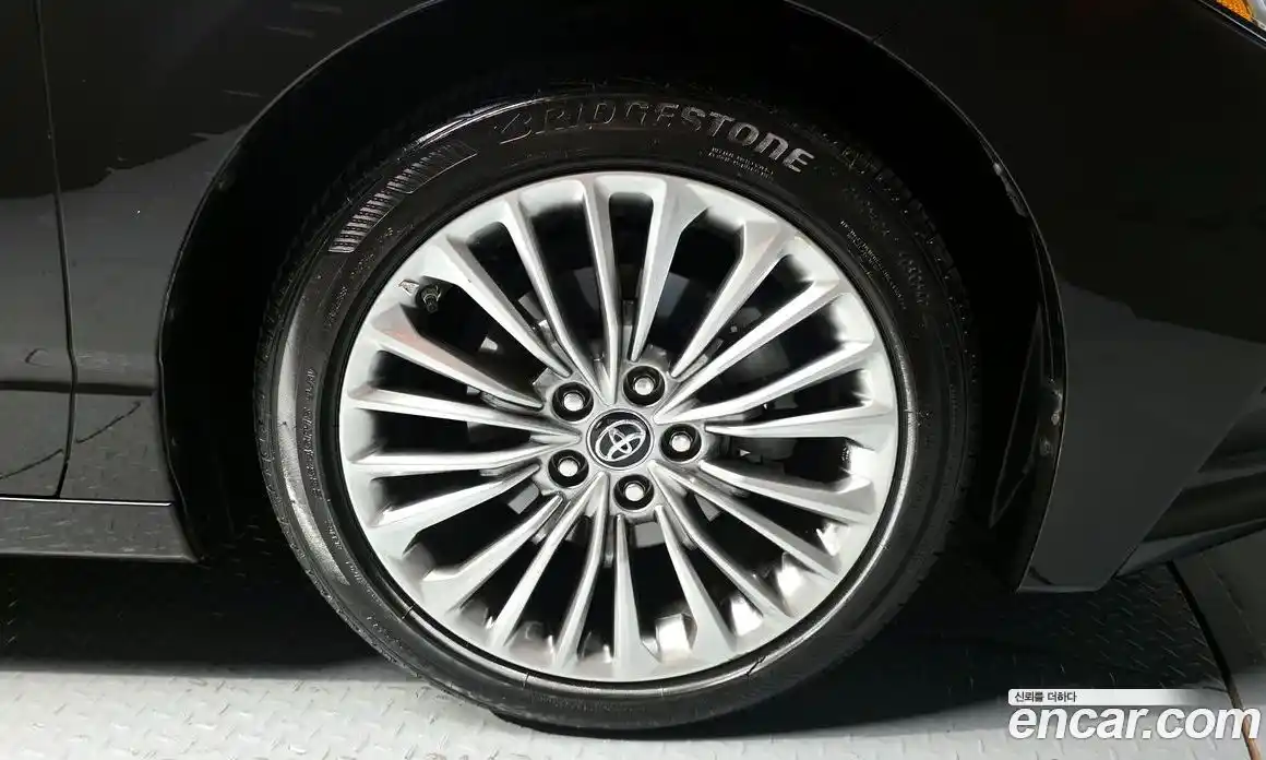 Toyota Avalon 2018 2.5 гидро, фото 35