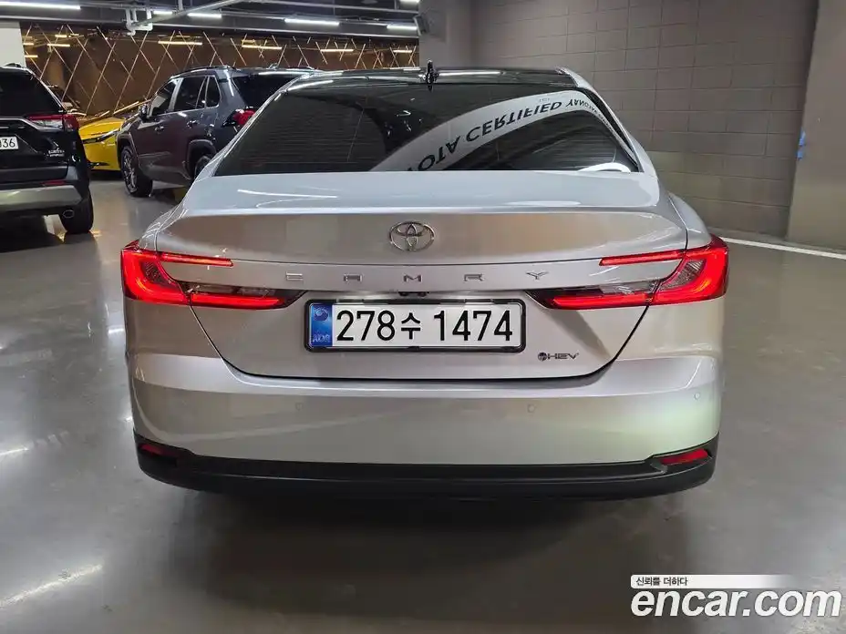Toyota Camry 2025 2.5 гидро, фото 4