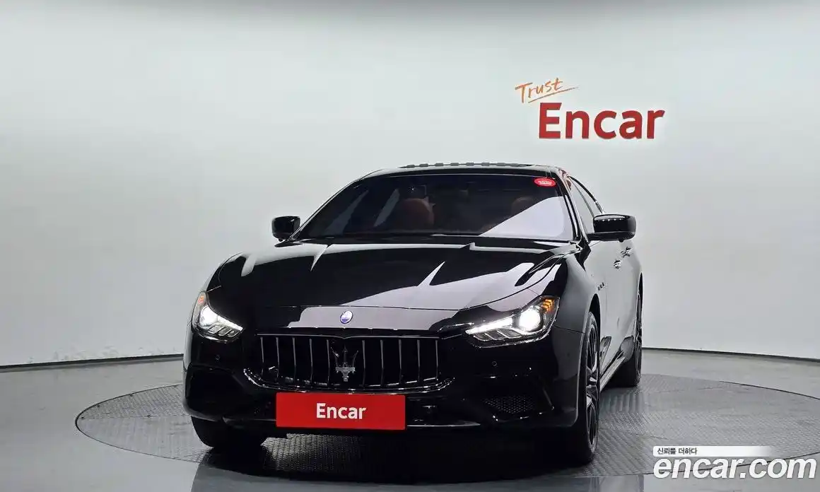 Maserati Ghibli 2016 3.0 гидро, фото 3